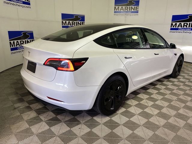 Used 2023 Tesla Model 3 Standard Range image 16