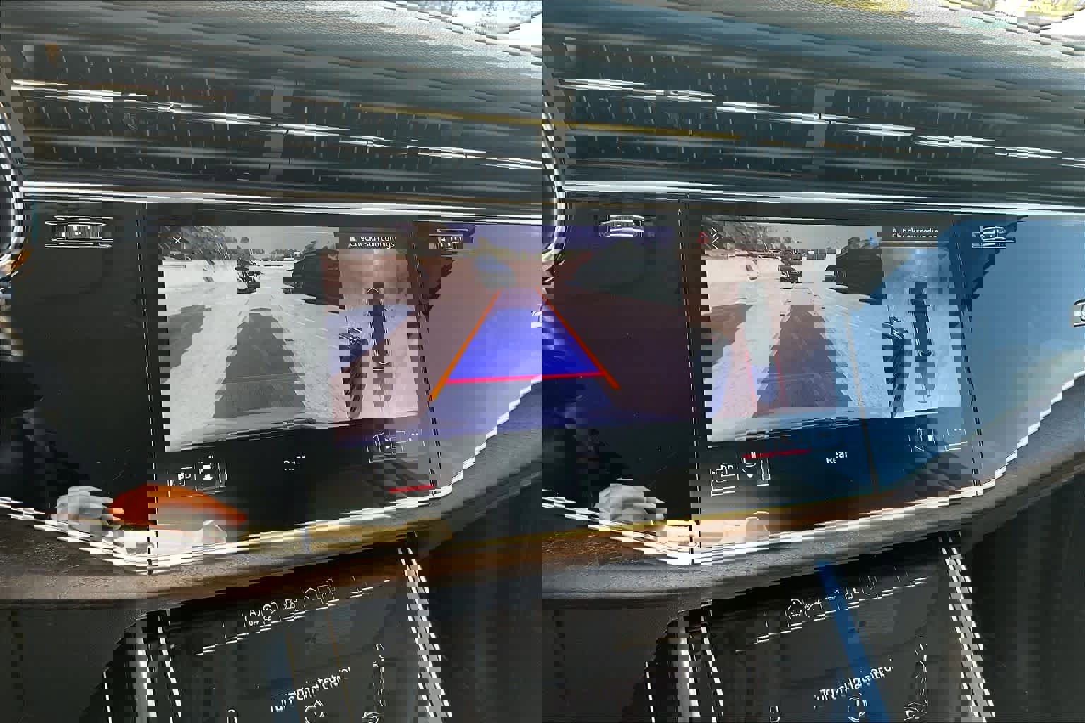 Used 2022 Audi Q7 Premium Plus w/ Premium Plus Package image 27