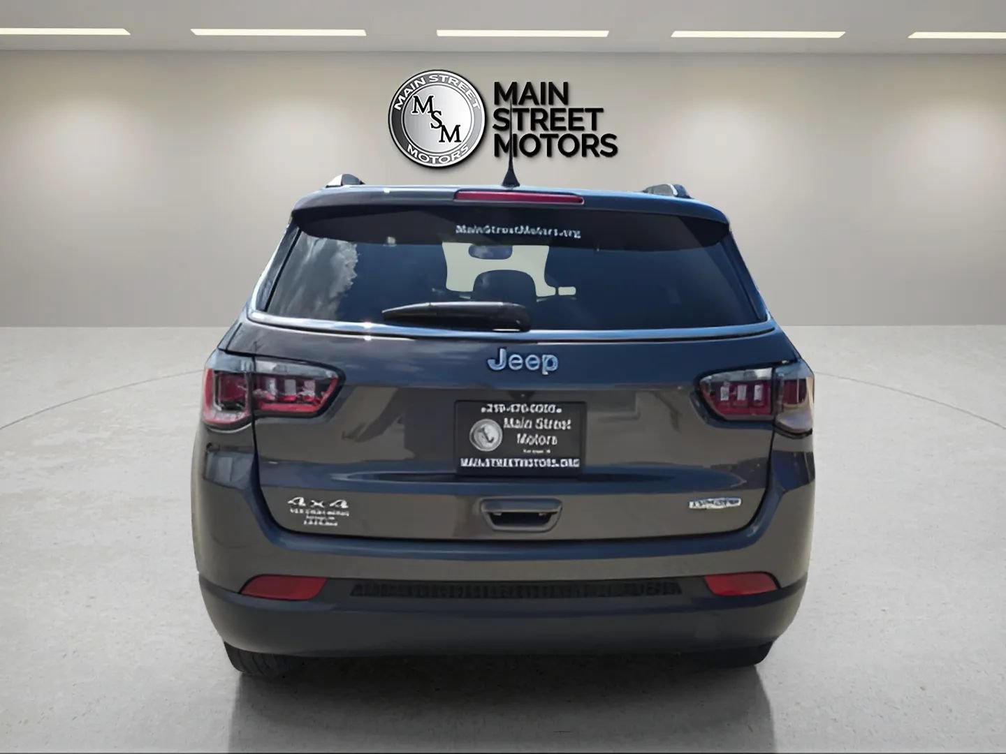Used 2023 Jeep Compass Latitude AWD/4WD image 4