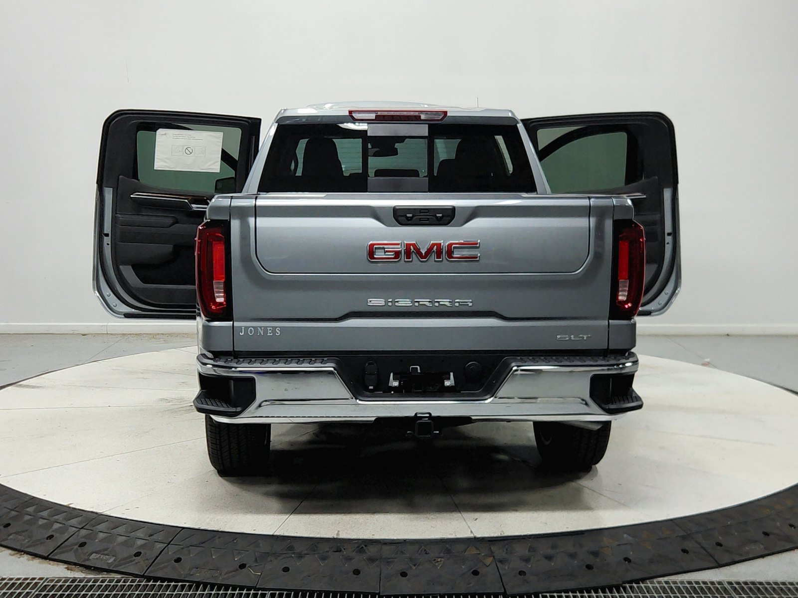 New 2026 GMC Sierra 1500 SLT w/ SLT Convenience Package AWD/4WD image 15