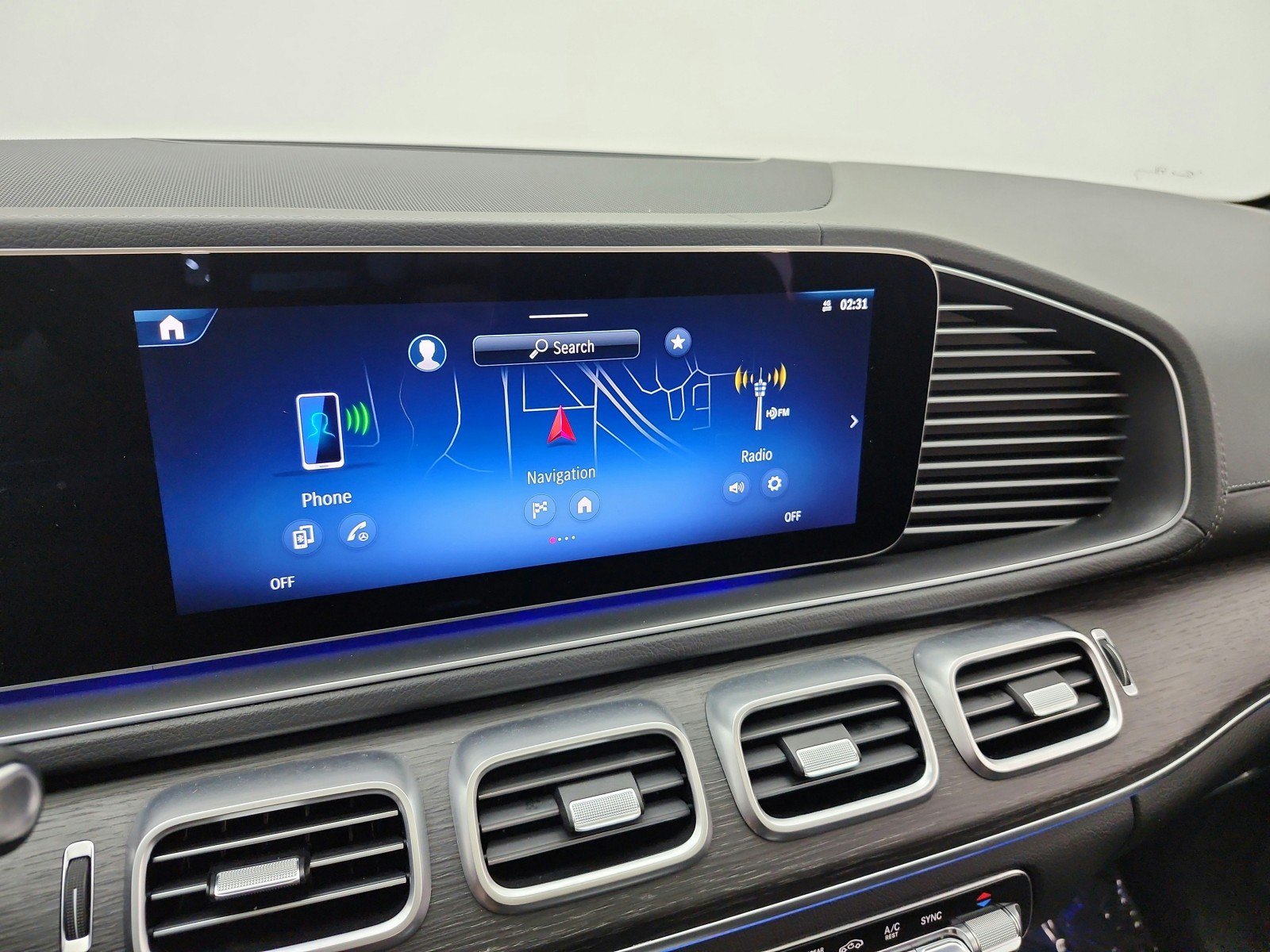 Certified 2024 Mercedes-Benz GLS 450 4MATIC image 10