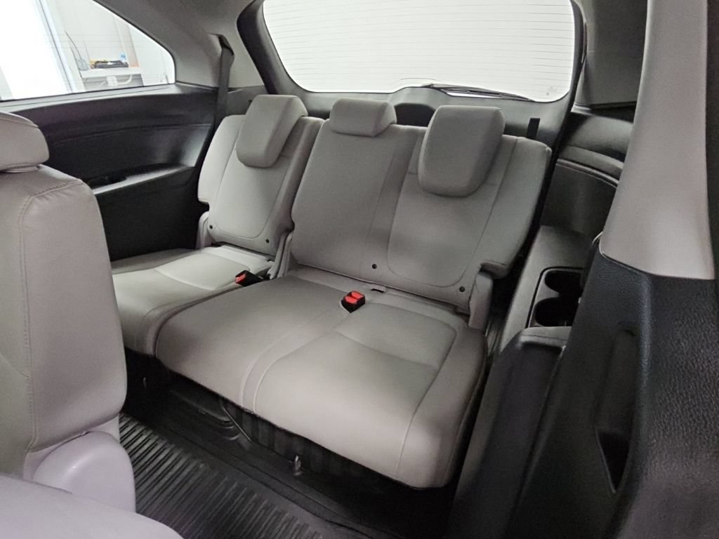 Used 2018 Honda Odyssey EX-L image 32