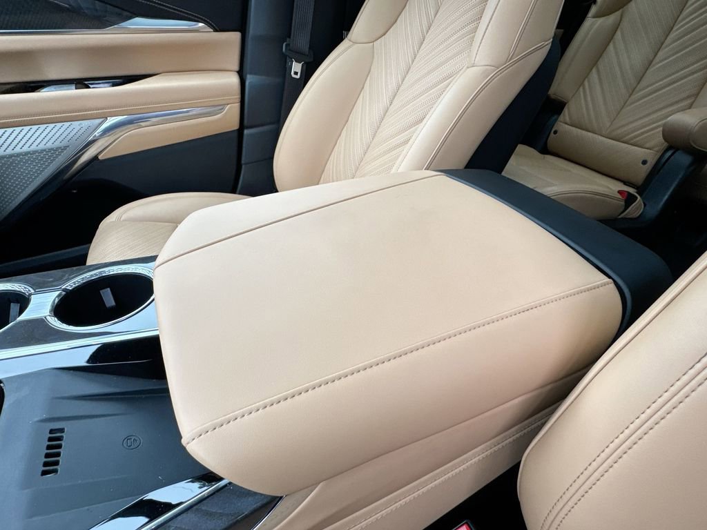 Used 2025 Cadillac Escalade IQ Sport 2 image 23