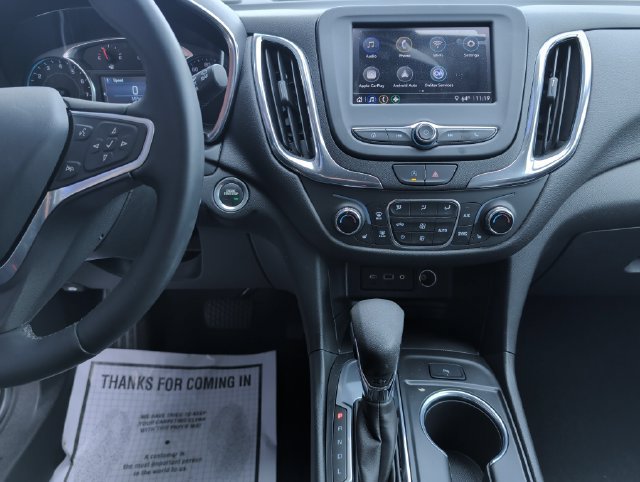 Used 2023 Chevrolet Equinox LT FWD image 18