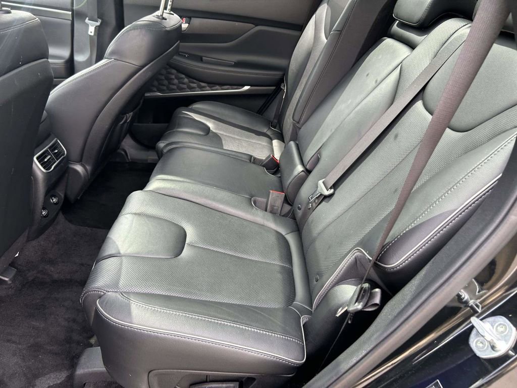 Used 2022 Hyundai Santa Fe SEL w/ Convenience + Premium Package FWD image 16