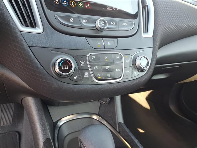 Used 2024 Chevrolet Malibu LT FWD image 10