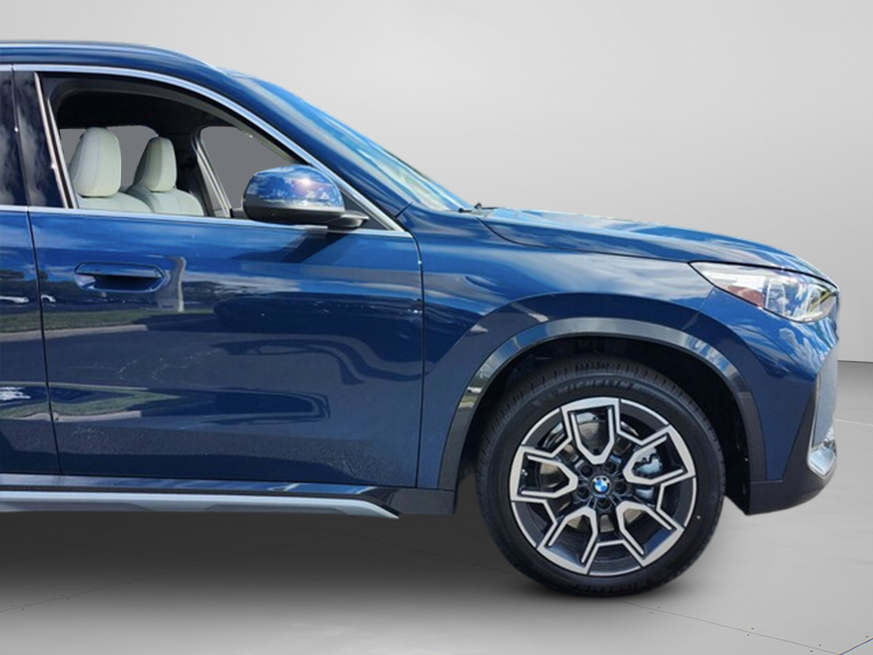 New 2026 BMW X1 xDrive28i w/ Technology Package AWD/4WD image 43