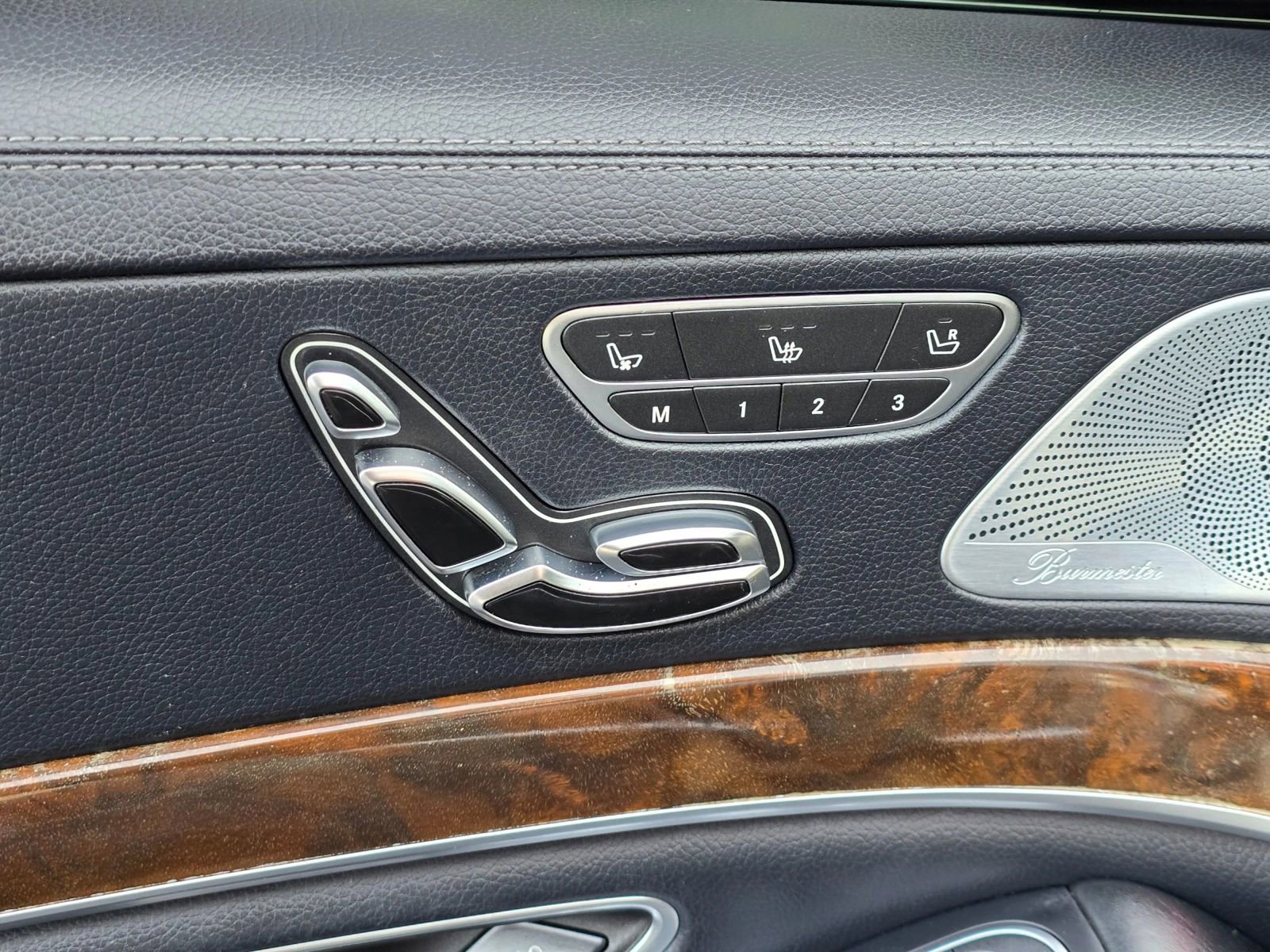 Used 2015 Mercedes-Benz S 550 4MATIC Sedan image 22