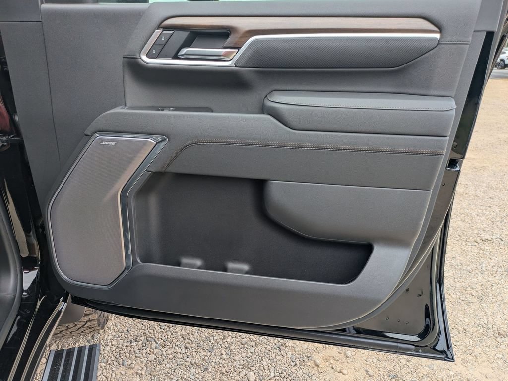 New 2026 Chevrolet Silverado 2500 High Country w/ High Country Premium Package AWD/4WD image 38