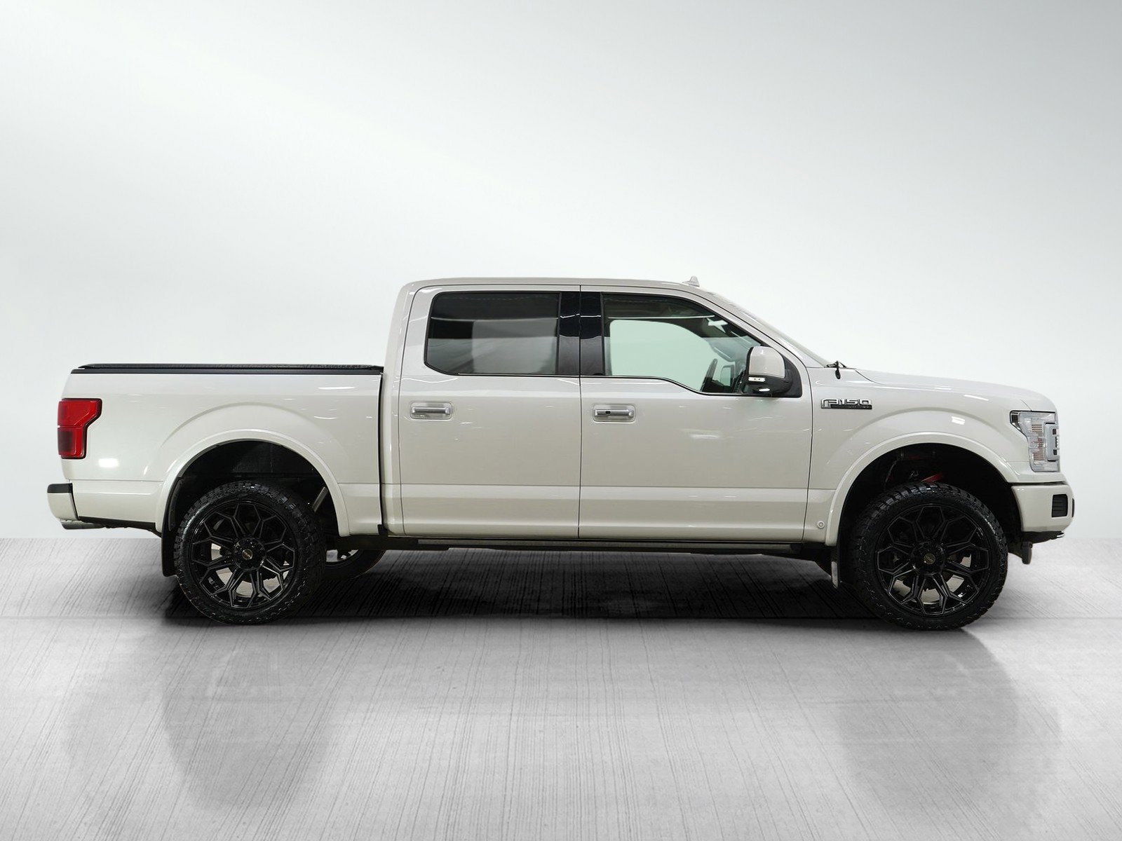 Used 2019 Ford F150 Limited w/ Trailer Tow Package AWD/4WD image 6
