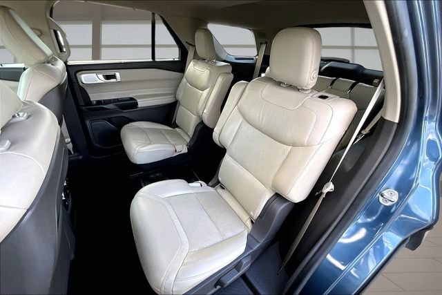 Used 2020 Ford Explorer Platinum w/ Premium Technology Package AWD/4WD image 25