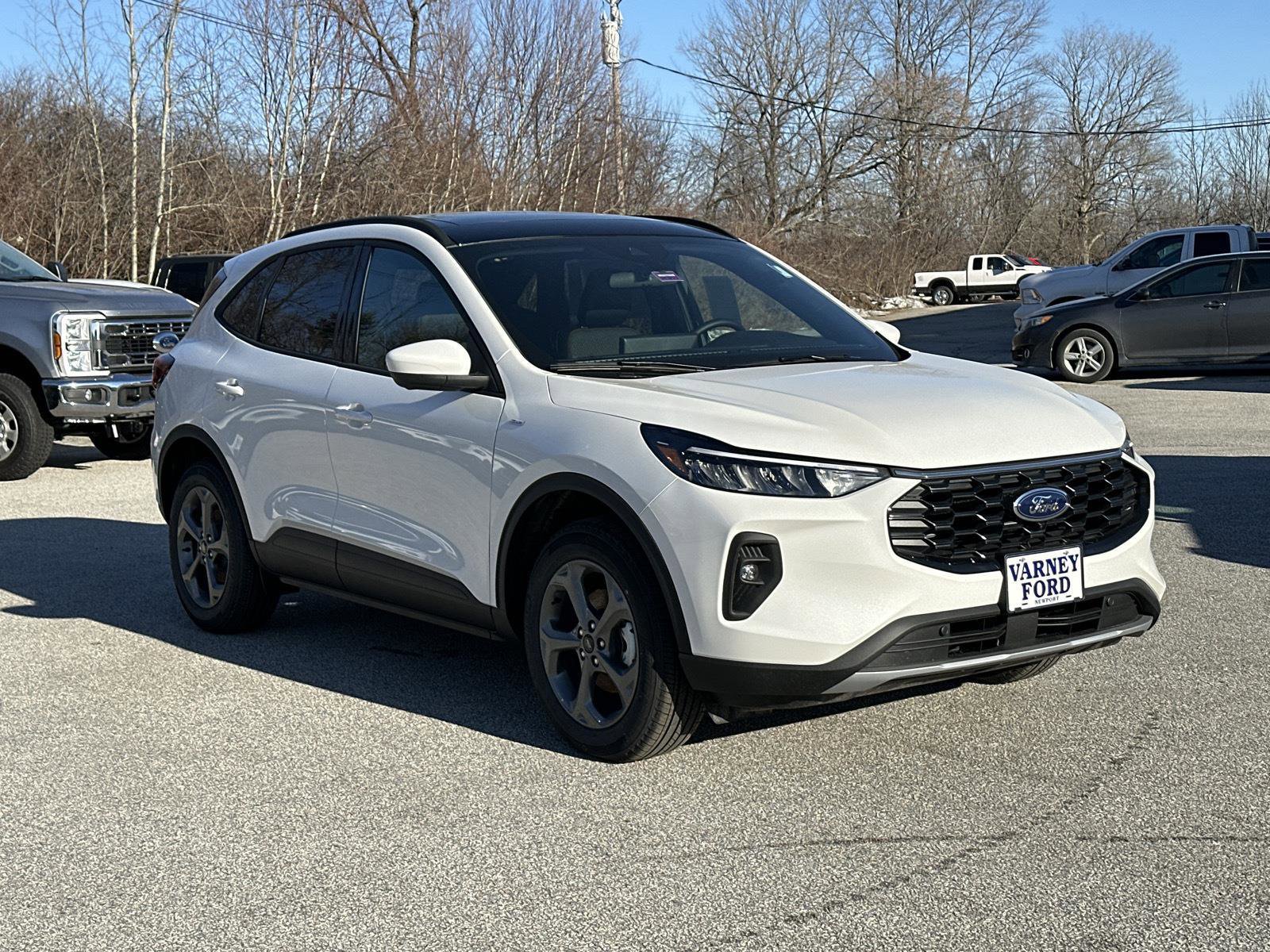 New 2025 Ford Escape ST-Line Elite w/ Tech Pack #2 image 3