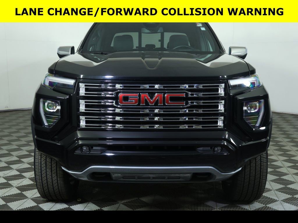Used 2023 GMC Canyon Denali image 13