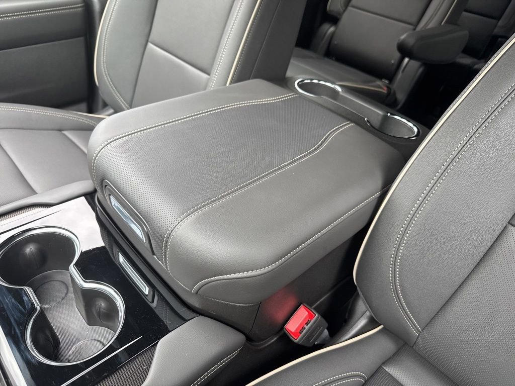 New 2026 GMC Yukon XL Elevation w/ LPO, Floor Liner Package image 38