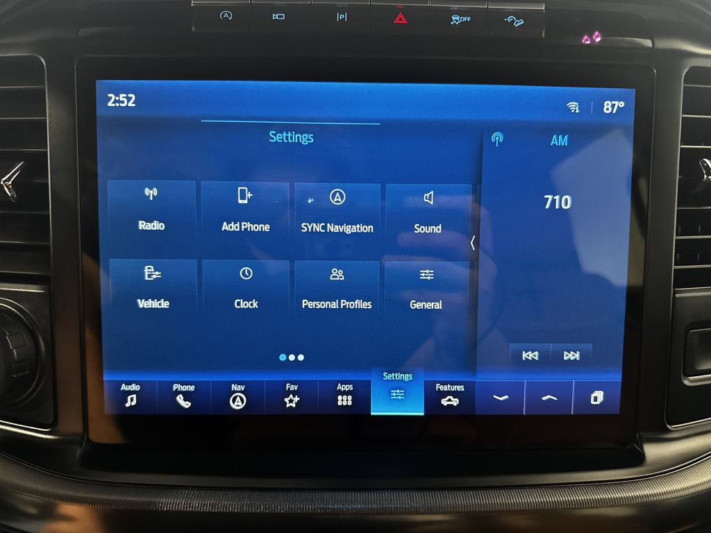 Used 2021 Ford F150 Platinum w/ FX4 Off-Road Package AWD/4WD image 30
