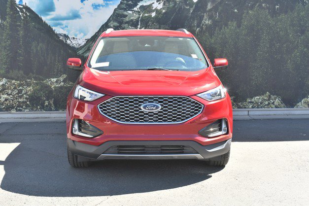 Used 2024 Ford Edge SEL w/ Convenience Package image 5