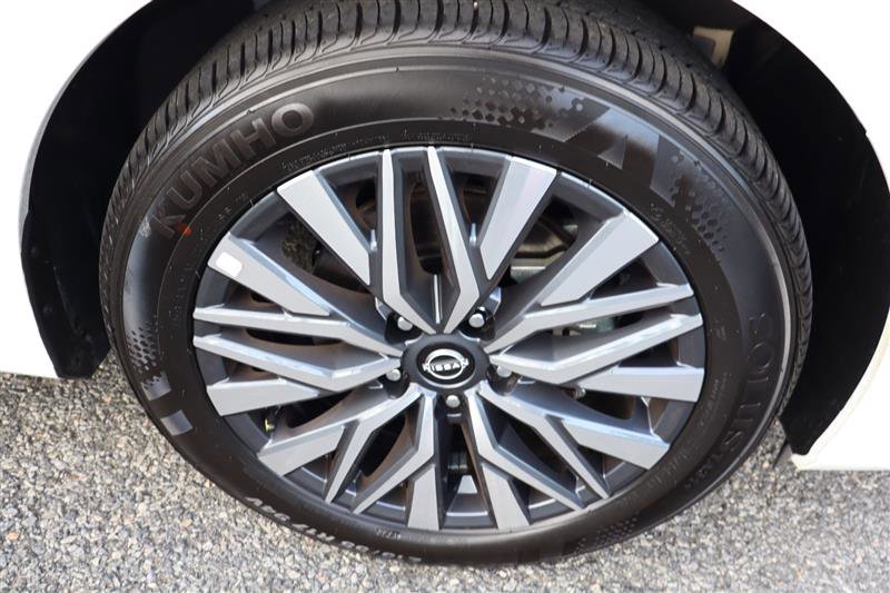 Used 2025 Nissan Altima 2.5 SV image 28