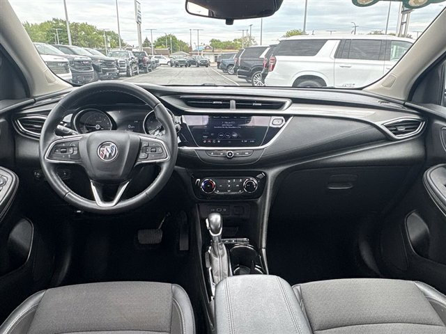 Certified 2020 Buick Encore GX Preferred w/ Cold Weather Comfort Package AWD/4WD image 19