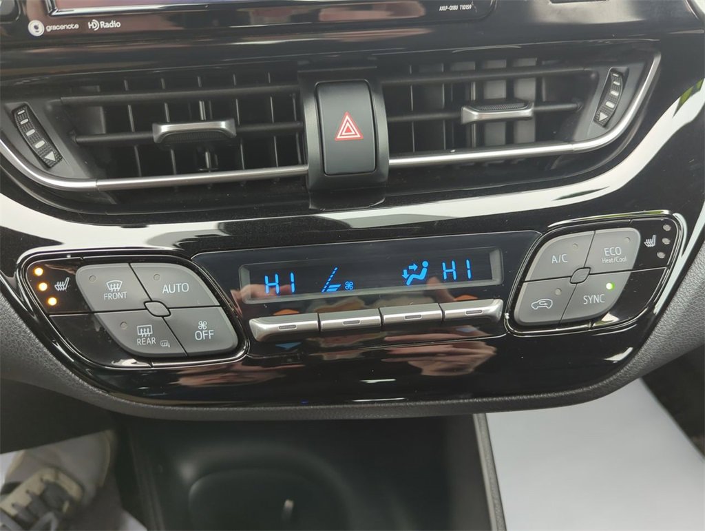 Used 2018 Toyota C-HR XLE image 19