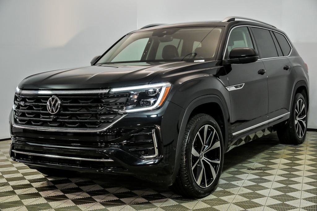 Certified 2025 Volkswagen Atlas SEL Premium R-Line AWD/4WD image 5
