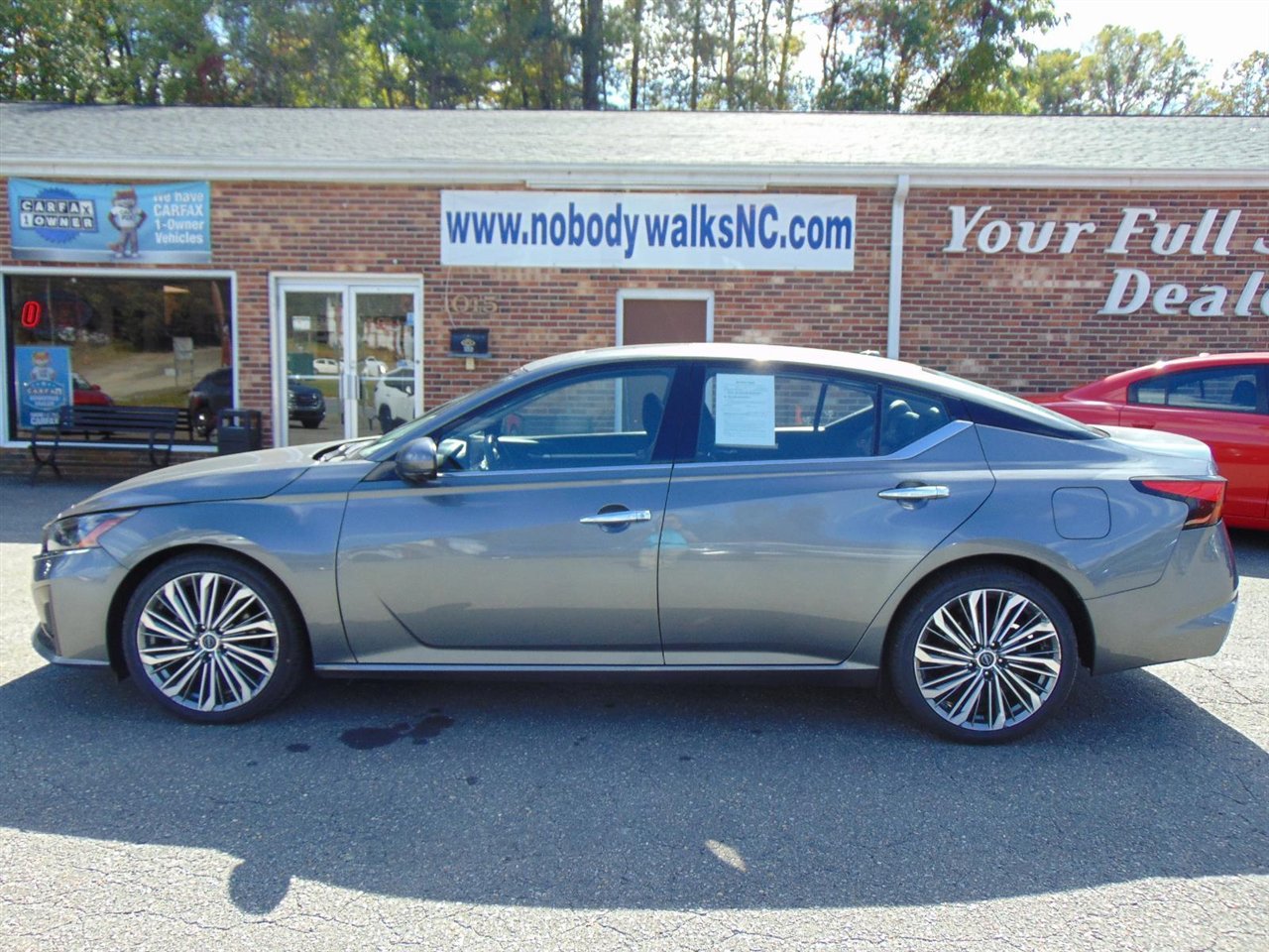 Used 2023 Nissan Altima 2.5 SL image 8