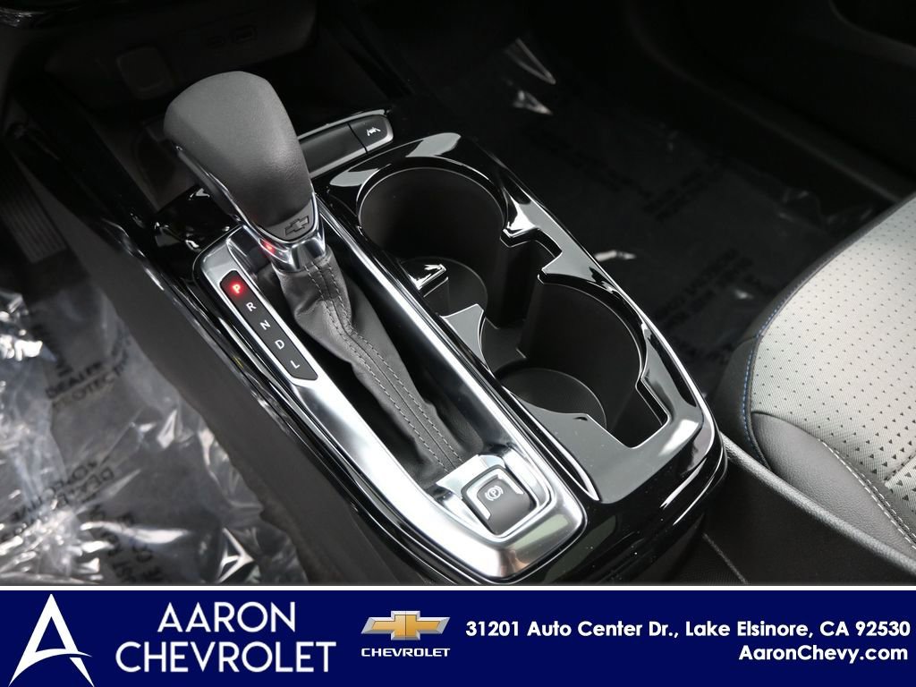 New 2026 Chevrolet Trax LT w/ Sunroof Package FWD image 20