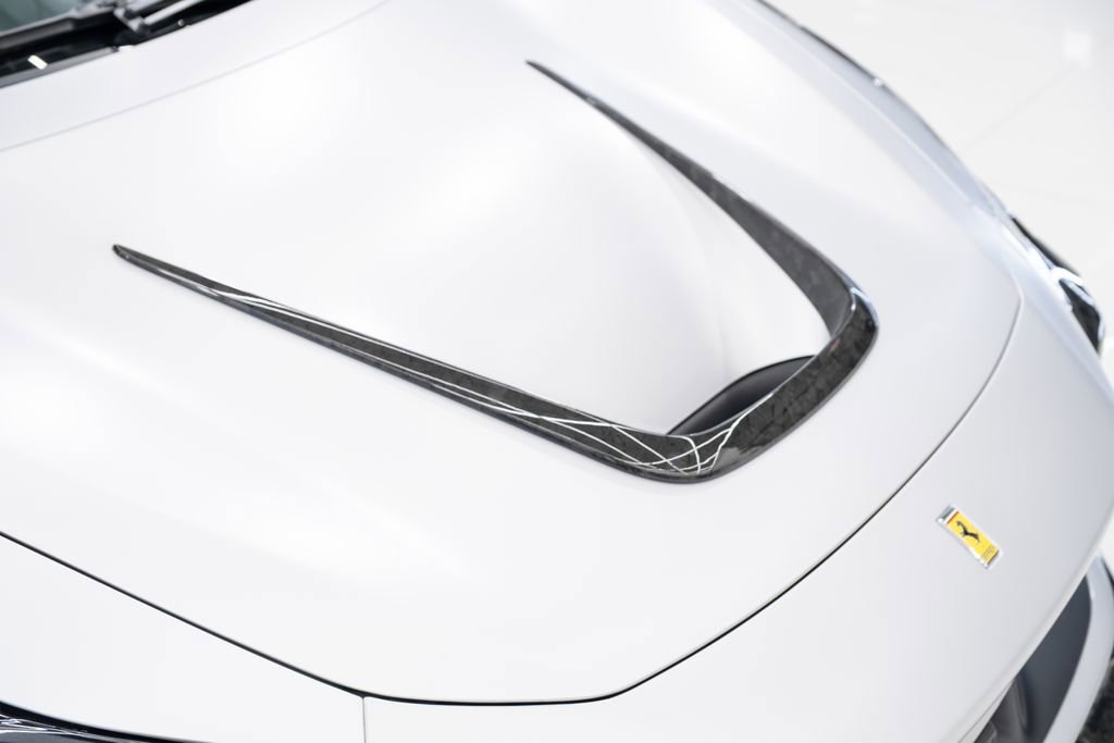 Used 2023 Ferrari F8 Tributo Spider image 18