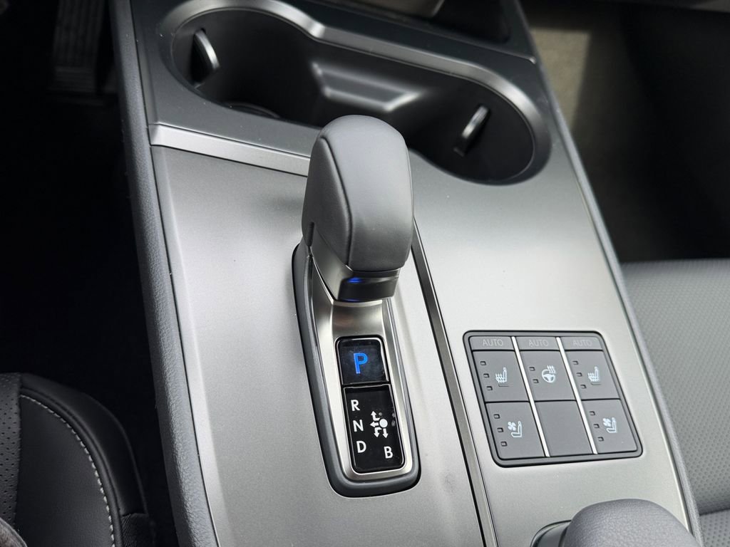 New 2026 Lexus UX 300h AWD image 21