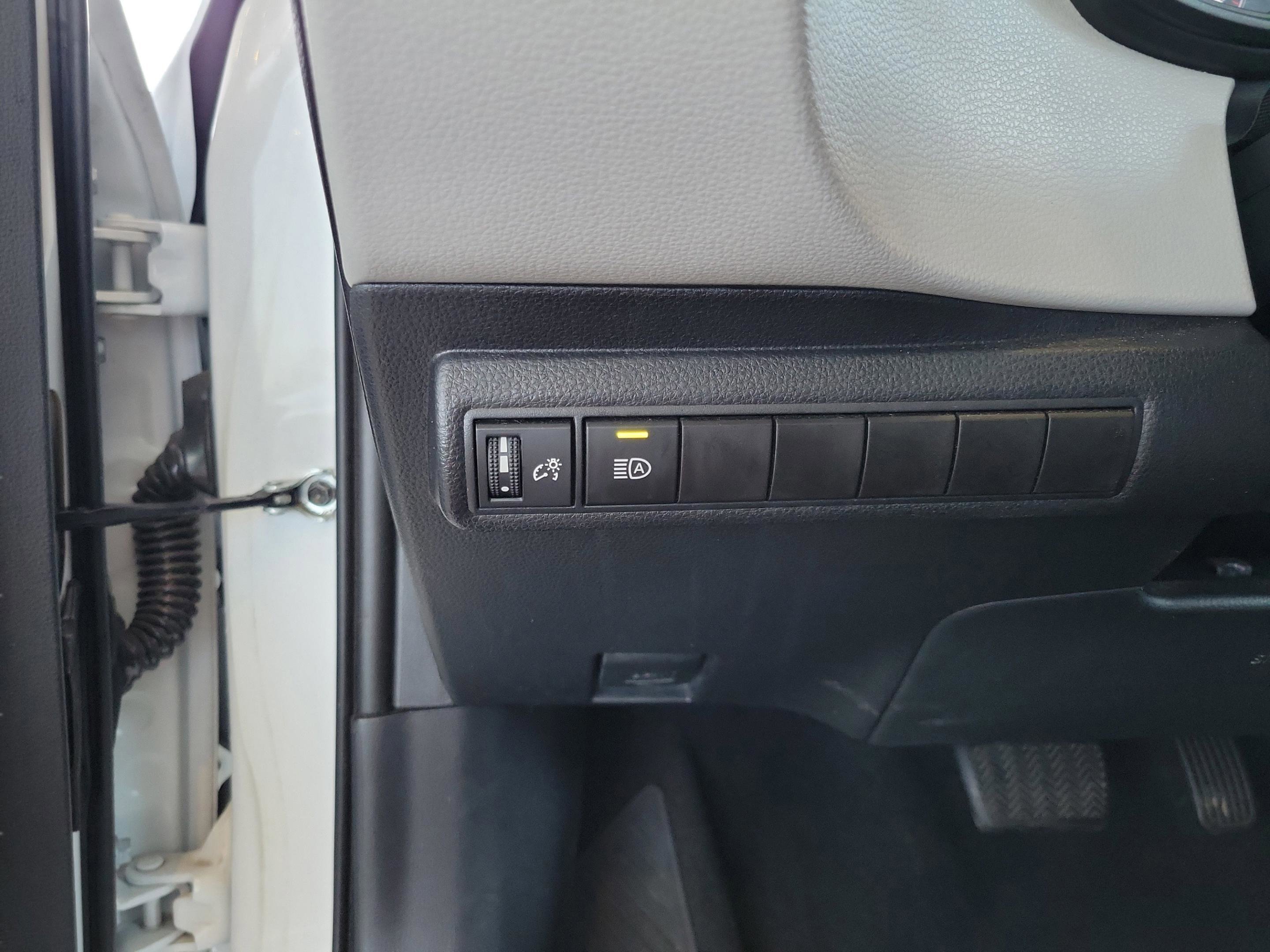 Used 2023 Toyota Corolla LE image 11