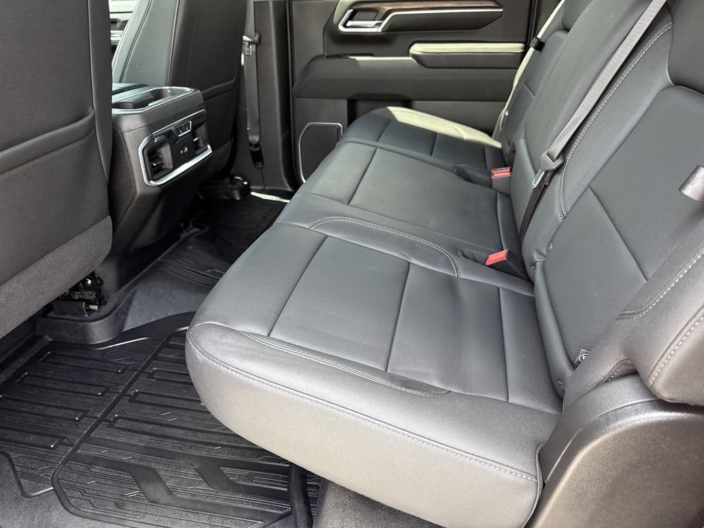 Used 2024 GMC Sierra 2500 SLT w/ SLT Premium Package AWD/4WD image 19