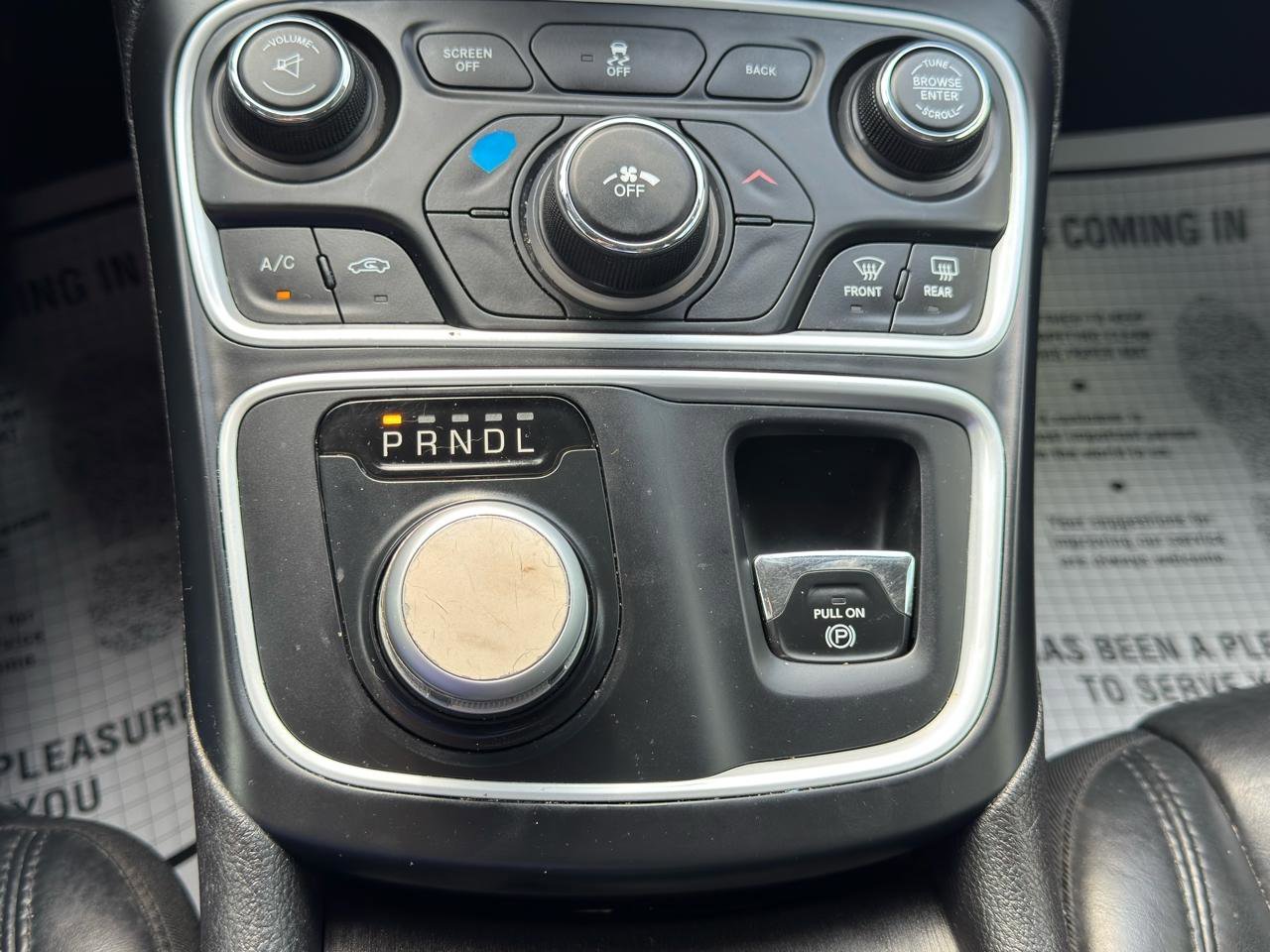 Used 2017 Chrysler 200 Limited Platinum image 23