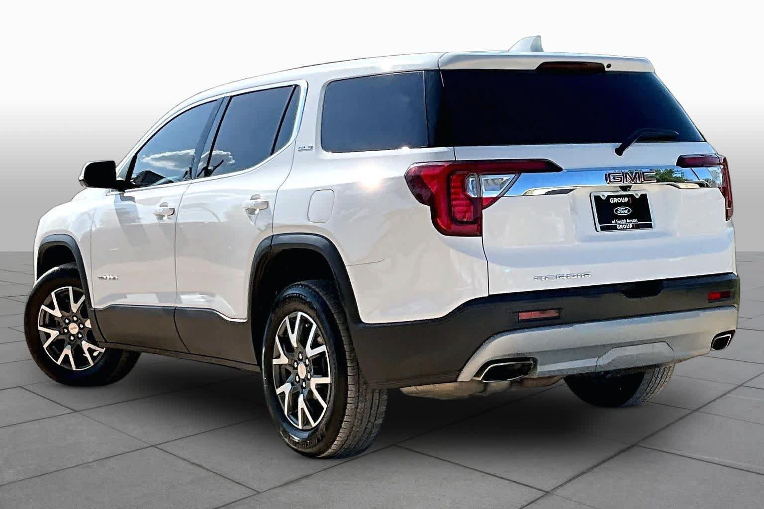 Used 2022 GMC Acadia SLE FWD image 6