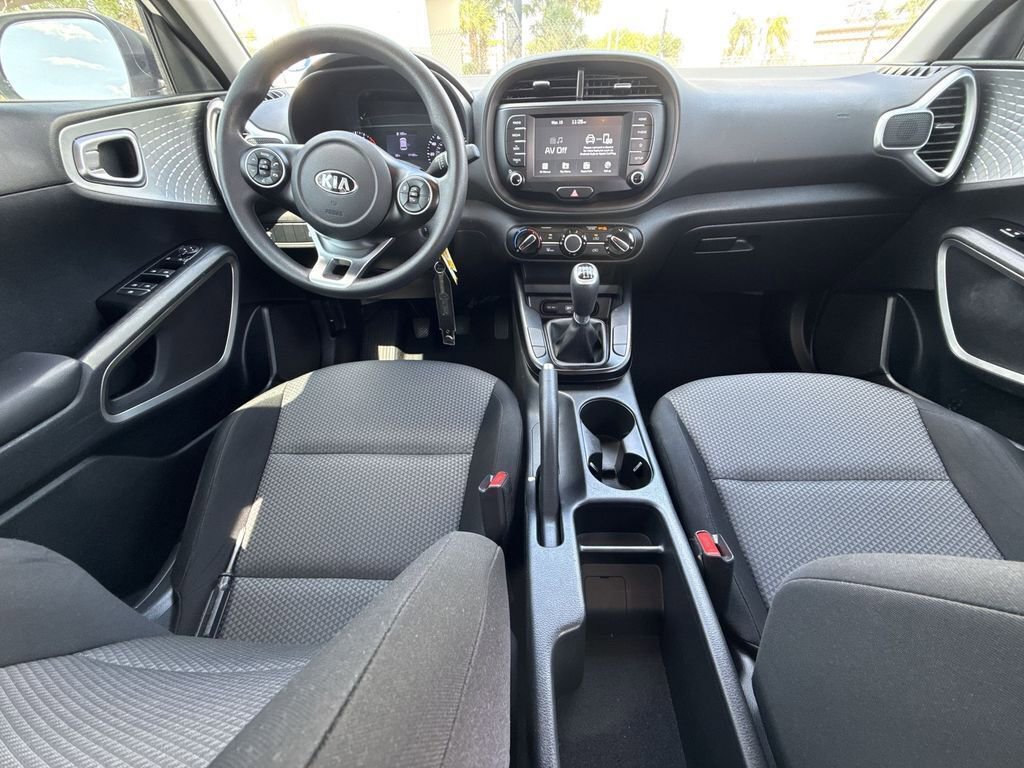 Used 2020 Kia Soul LX image 19