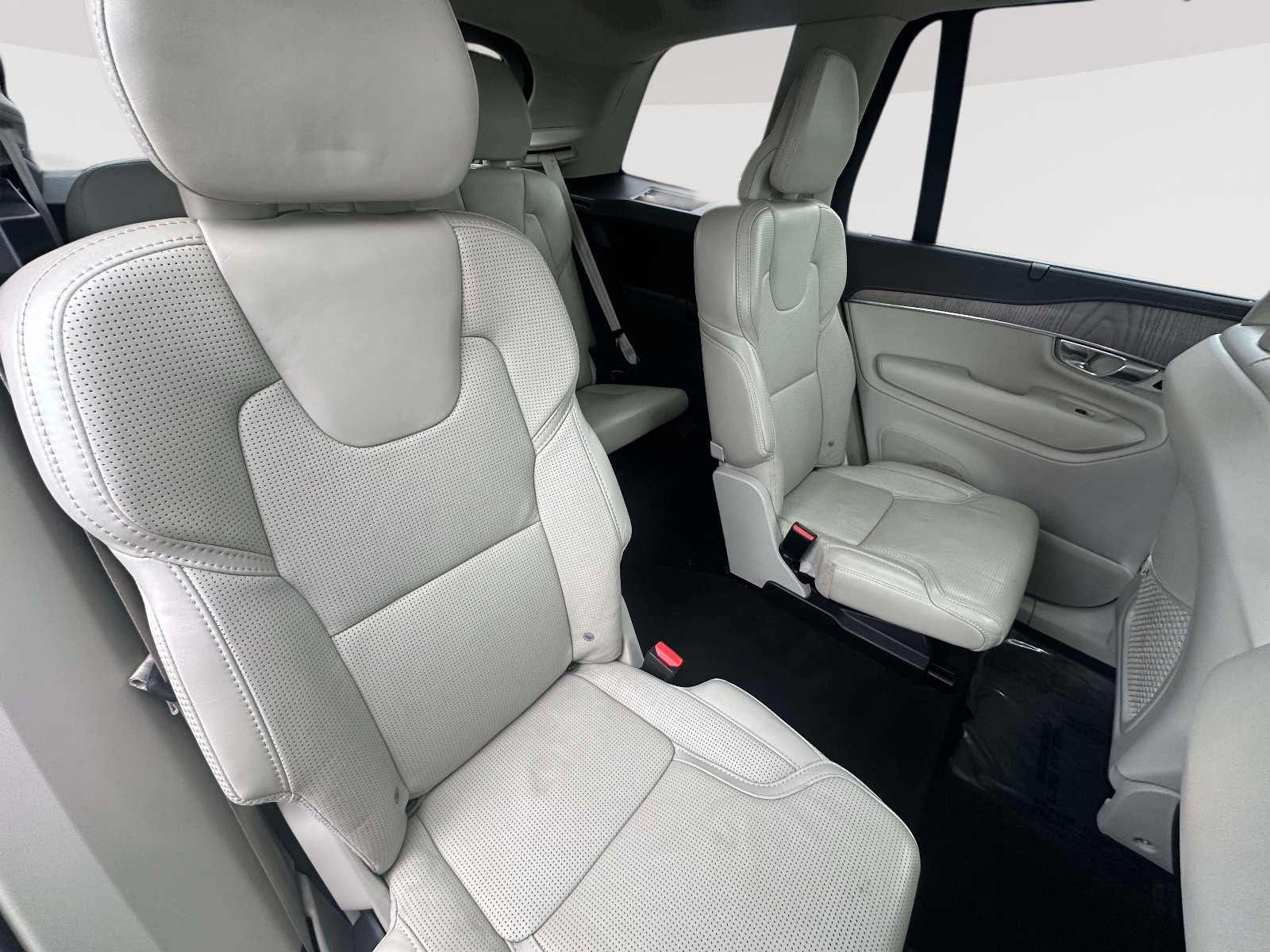 Used 2021 Volvo XC90 T6 Inscription w/ Climate Package image 31