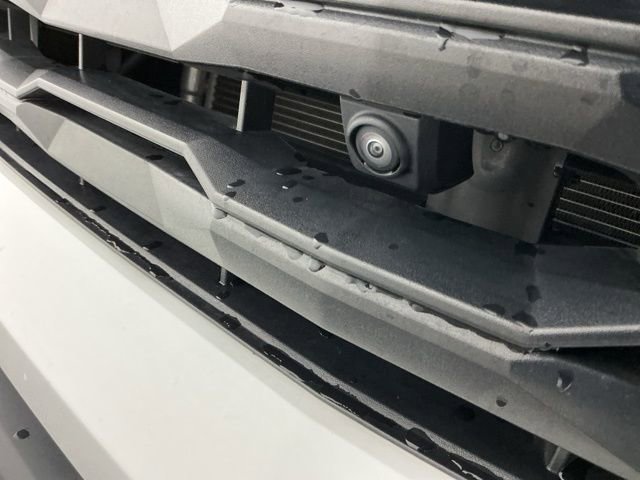 Used 2024 Chevrolet Colorado LT w/ LT Convenience Package III image 9