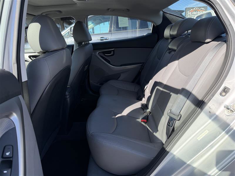 Used 2013 Hyundai Elantra Limited w/ Technology Pkg image 12