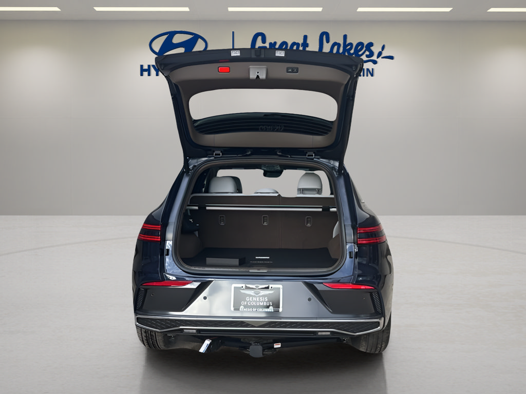 Used 2026 Genesis GV70 2.5T Advanced AWD/4WD image 9