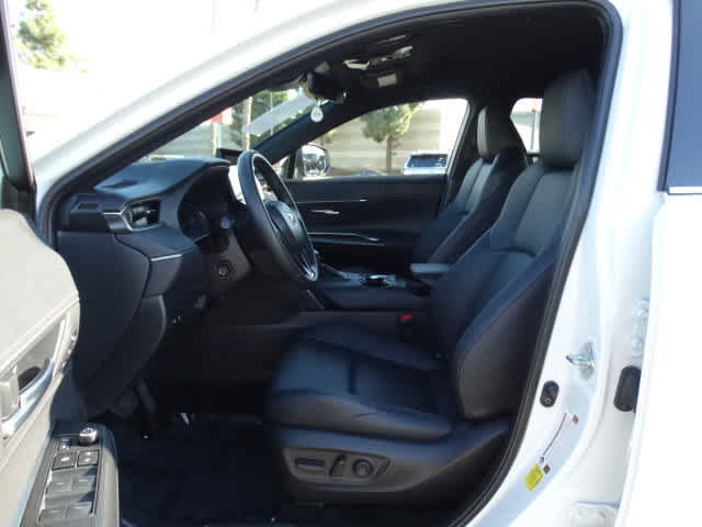 Certified 2024 Toyota Venza XLE image 14