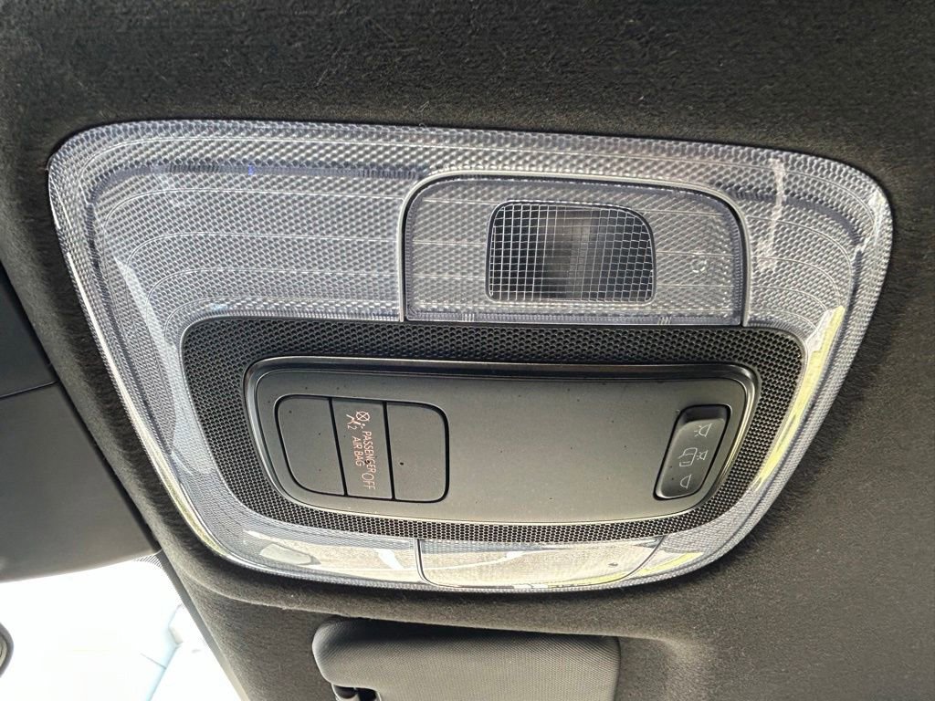 Used 2025 Hyundai Elantra Sport FWD image 44