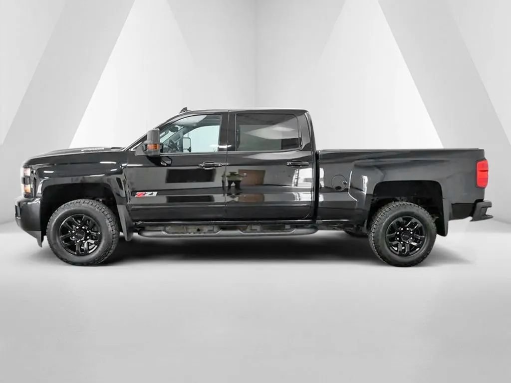 Used 2019 Chevrolet Silverado 2500 LTZ w/ Duramax Plus Package AWD/4WD image 4