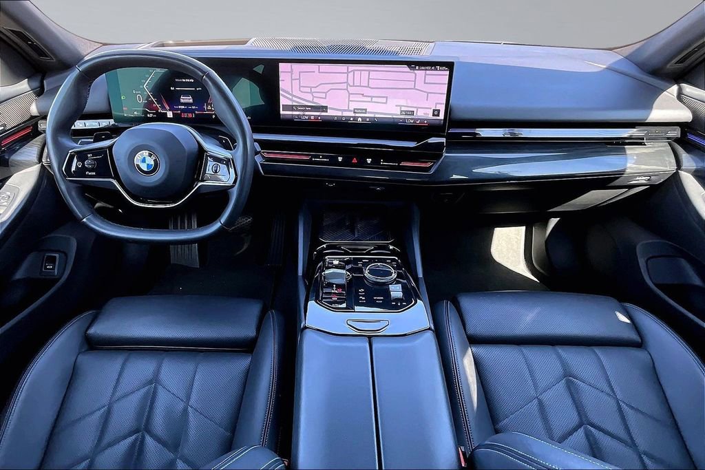 Used 2024 BMW 530i RWD image 9