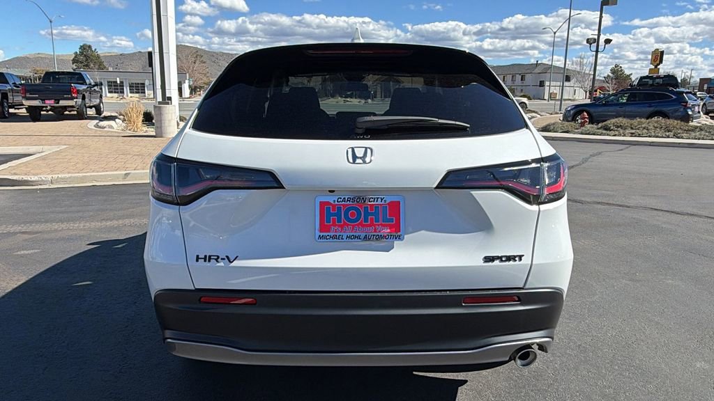 New 2026 Honda HR-V Sport image 4