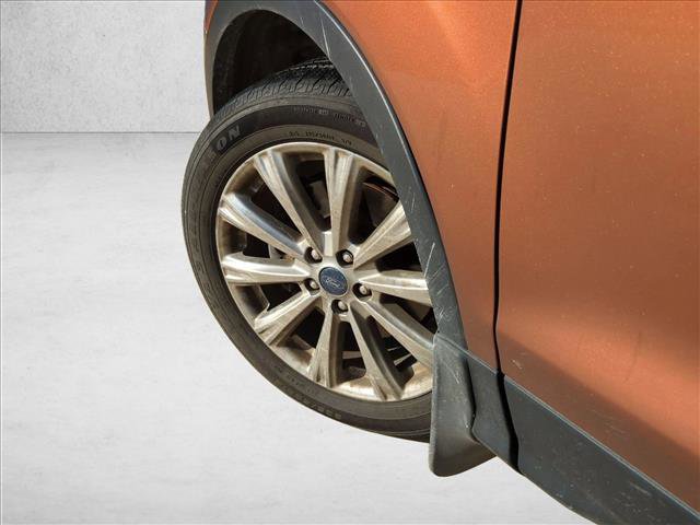 Used 2017 Ford Escape Titanium image 10