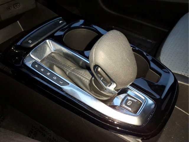 Used 2025 Chevrolet Trax LT w/ Driver Confidence Package FWD image 21