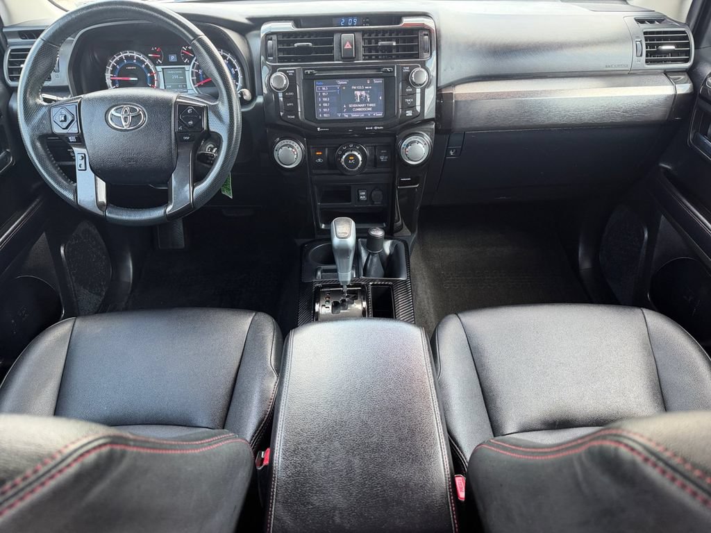Used 2019 Toyota 4Runner TRD Off-Road Premium AWD/4WD image 19