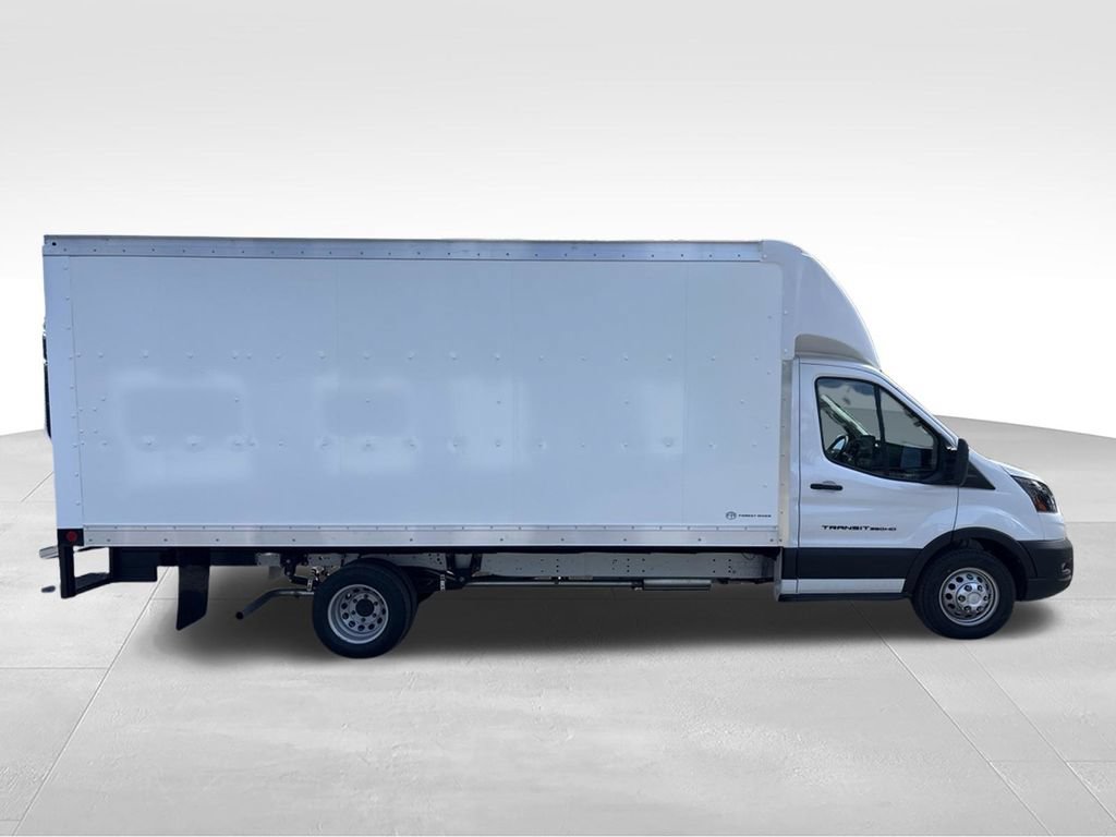 New 2026 Ford Transit 350 Low Roof DRW w/ Exterior Upgrade Package RWD image 13