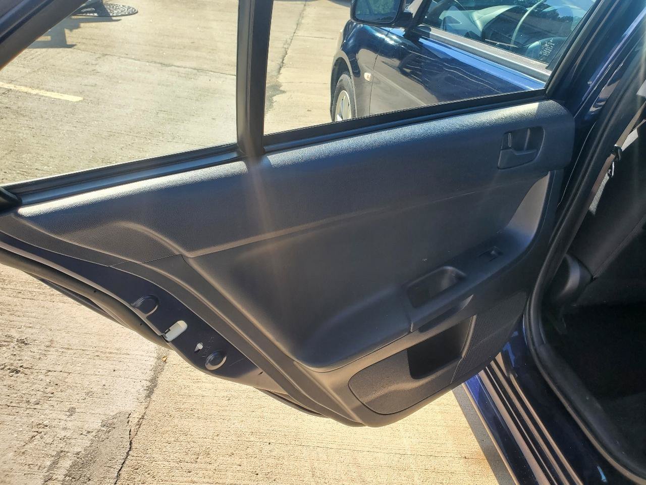 Used 2014 Mitsubishi Lancer ES FWD image 13