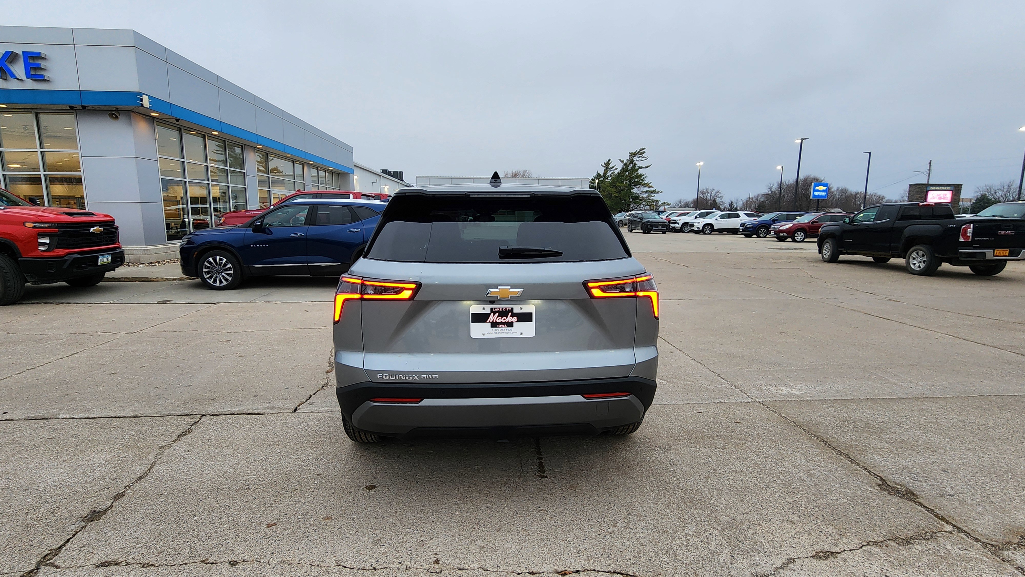 New 2026 Chevrolet Equinox LT image 5