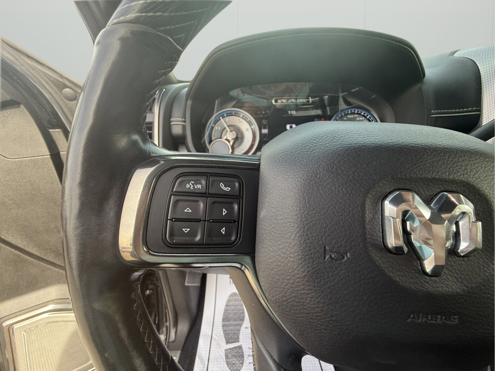 Used 2019 RAM 2500 Limited image 21