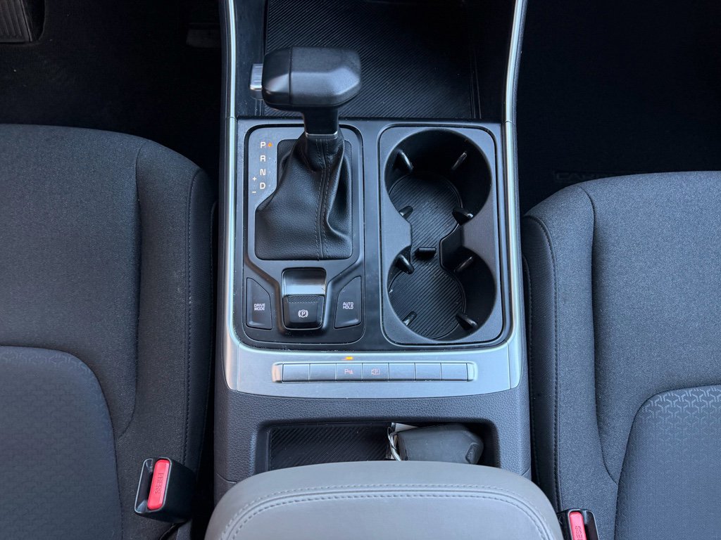 Used 2025 Kia Carnival LX image 29